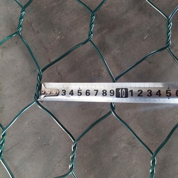 Black High Tensile Strength Gabion Mattress Mesh Size 60mm X 80mm 100mm X 120mm