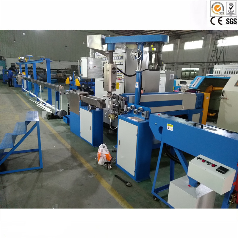 OD1.5 - 8.0mm Wire And Cable Extrusion Line Capacity 100-120Kg / Hr