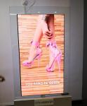 Double faces OLED super Thin Shopping Mall Advertising Display Solution