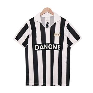 China Juventus 1992-1994 classic home football jersey replica team customization factory