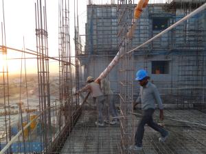 China High Efficiency Boom Pressure Concrete Machine 400° Slewing Range 10m Column Length factory