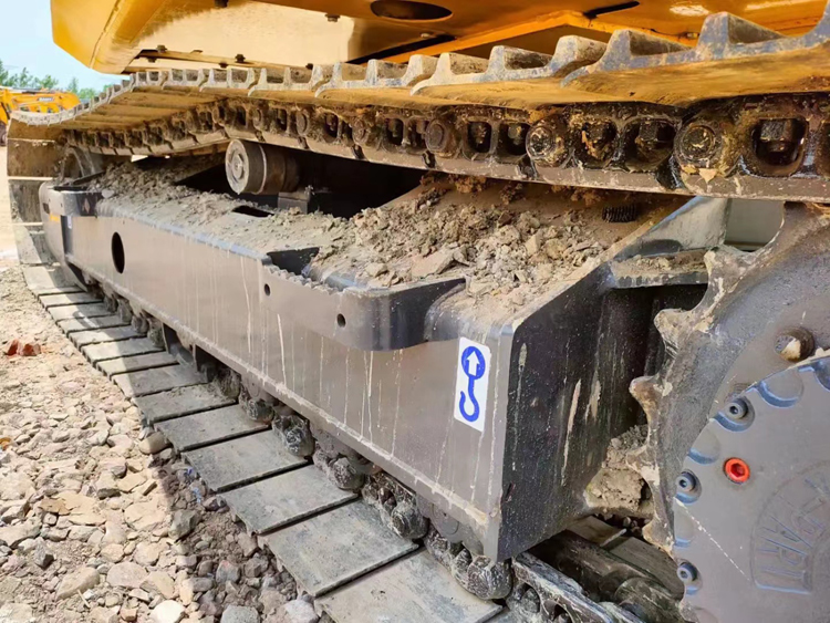 2020 Komatsu PC130-8 Excavator 12.6TON Operating Weight Japan Original Used on Stock