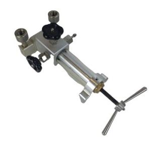 China Hydraulic Oil Hand Pump Pressure Gauge Calibrator 160Mpa For Laboratory factory