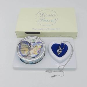 China Custom Color Box Love Pearl Necklace Gift Box With Fashion Cage Pendant for Birthday or Holiday Gift factory