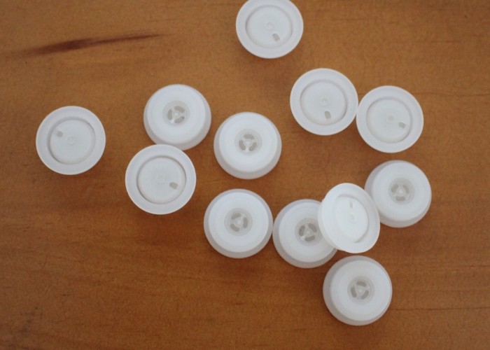 Plastic Air Degassing Valve For Coffee Packaging Tin Tie Bags