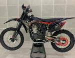 Fashionable 4 Stroke Long Distance Enduro Motorcycles Multiple Color