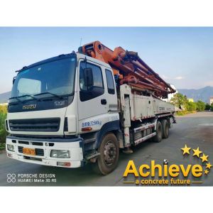 China Zoomlion Used Boom Concrete Pump Trucks 47M on sale