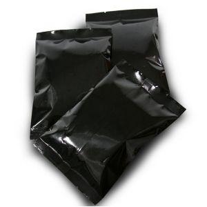 China Glossy Back Seal Pouch Customized Chips Packaging Mylar Plastic Bag on sale