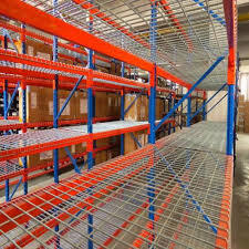 China Wire Mesh Rack Decking 1.5mm 1.8mm 2.0mm Thickness , Warehouse Wire Decking factory