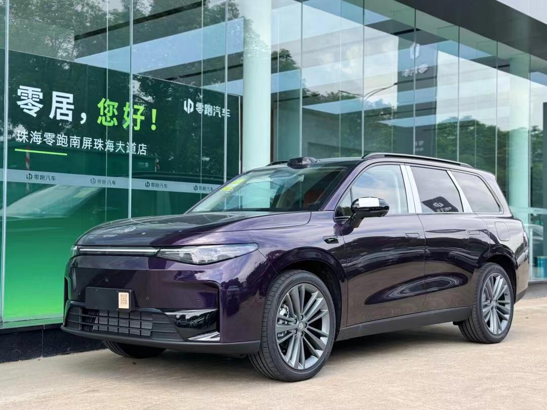 Leapmotor C16 6 Seater Medium And Large SUV with 520Km Long Range and Maximum Speed up to 170 km/h