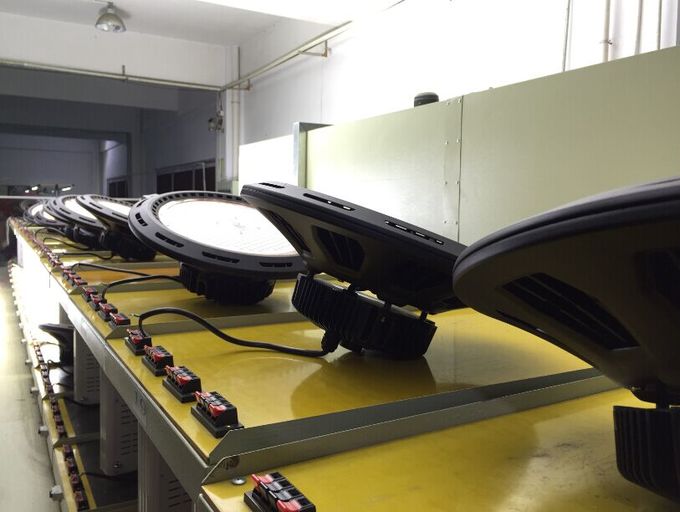CE RoHS approved waterproof UFO LED High Bay Light Lumileds 3030 Chips Meanwell driver 6