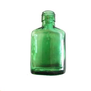China 100ml 200ml Green Empty Glass Wine Bottles Screw Lid Sealing factory