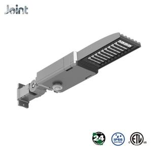 China IP66 5700K 6500K Solar Panel Led Street Light factory