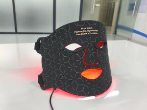 China 660nm 850nm Adjustment Red Light Logo Customization Mask With One Controller For Skin Tightening factory