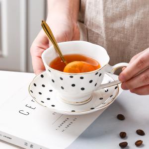 China 2024 Christmas Novelty Sustainable Luxury Ceramic Coffee Cup And Saucer Collection factory