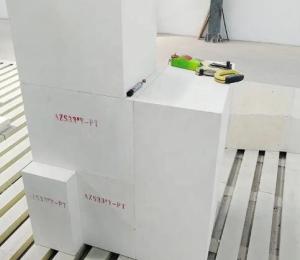 China Firebrick Industrial Furnace Zirconia Corundum Bricks Azs Refractory Brick factory