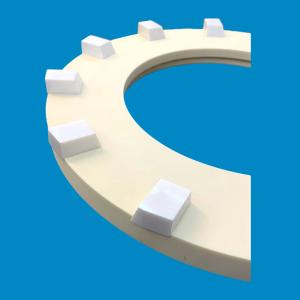 China Max Temperature 1600-1650℃ Alumina Ceramic Crusher Parts High Output factory