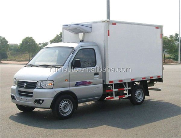 Mini Dongfeng 60hp 4x2 Refrigerated Truck DFA1020FJ12QA Six Wheeler