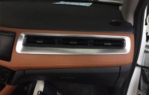China Custom Automotive Interior Garnish , HR-V 2014 Chromed Wind Outlet Cover factory