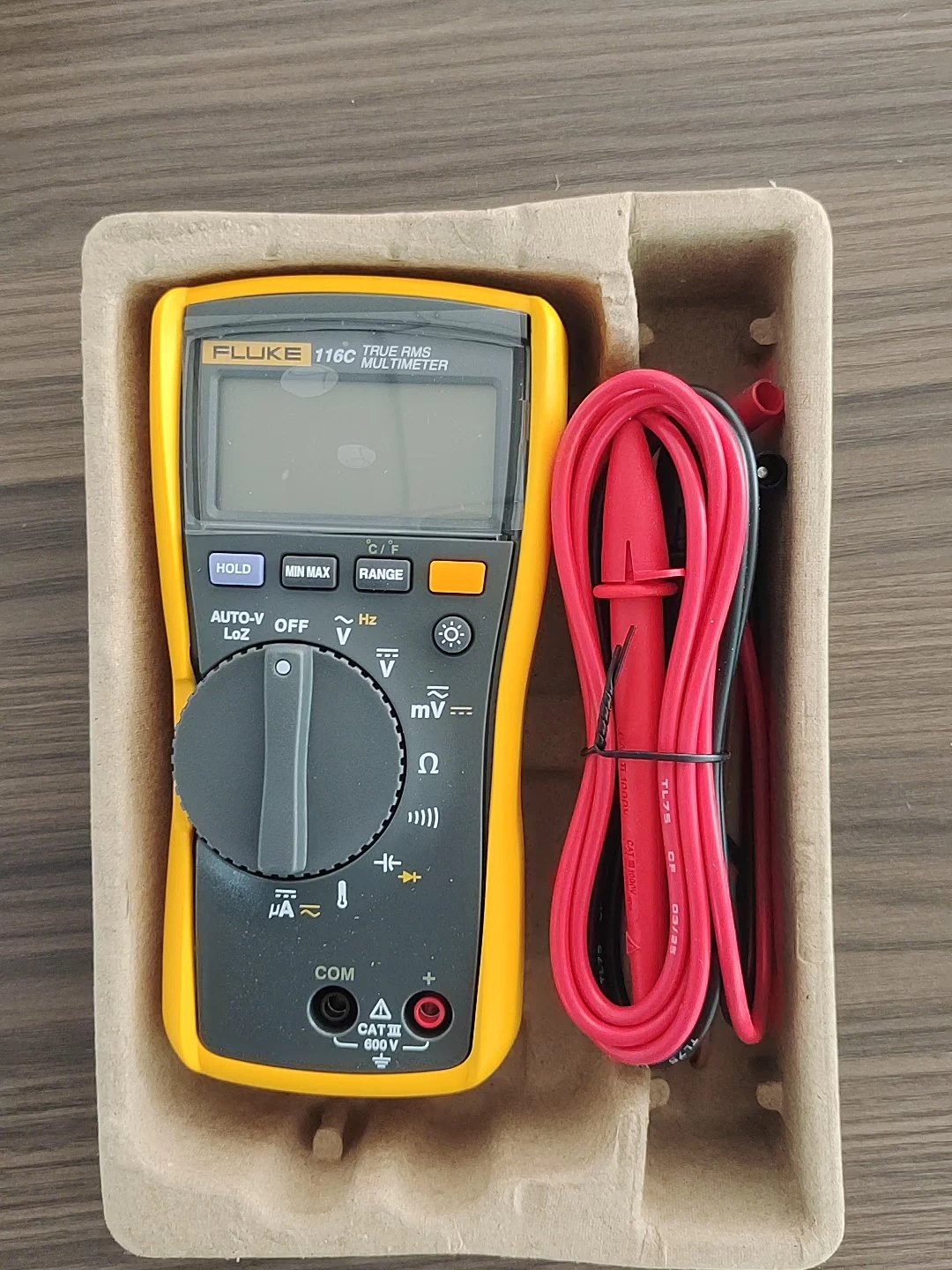 True-RMS Fluke 116/116C HVAC Multimeter 600V 6000 Count Thermometer & Microamps LoZ CAT III 600V