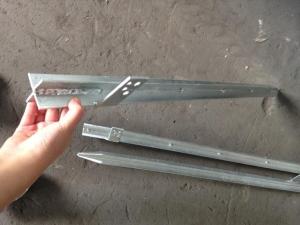 China Low Carbon Steel Metal Fence Accessories / Metal Ground Spikes For Fence factory