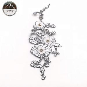 China Wintersweet Flower Iron On Embroidered Patches Beaded Sequin Material For Garment factory