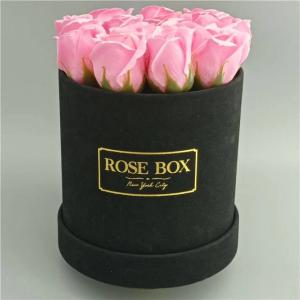 China Round Hug Bucket Gift Box Luxury Paper Box Packaging For Flowers factory