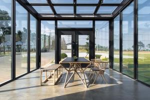 China Tempered 6063-T5 75/150 Glass Aluminum Sunshine Room factory