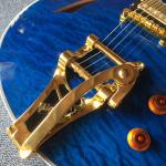 High quality Jazz Electric Guitar with Bigsby, Ebony Fingerboard, Guitar Quilted