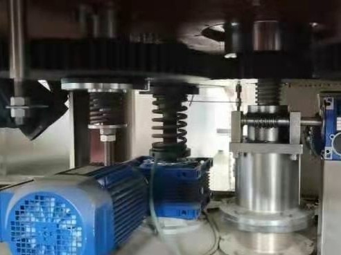 Silver Grey 100mm Inline Capping Machine Filling And Capping Machine