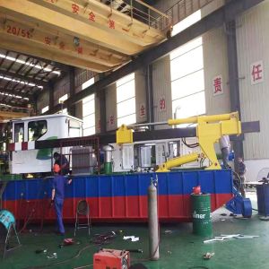 Customized Diesel Engine Power Amphibious Cutter Suction Sand Dredger