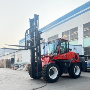 China Red 5000Kg 78Kw Multi Directional Forklift With Diesel Engine factory