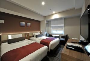 China Samoa furniture supplier from China for hotel bedroom set furniture with TV wall cabinet and desk table factory