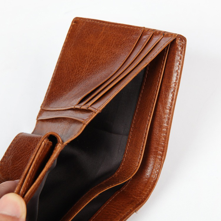Multi-Card Slot Men's Wallet with RFID Protection and Genuine Cowhide Leather Material