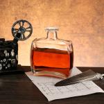 Empty Glass Bottle Decanter for of Beverage Bottles of Whisky and Wine