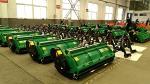 Rear mounted shredder for vineyard and orchard suited to mulch grass for 35-85