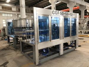 China 5000BPH Plc Plastic Bottle Filling Machine Direct Air Conveyor factory