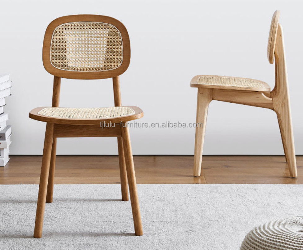 Modern Rattan Dining Chair for Hotel Luxury Home Furniture in Oak Natural