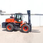 China 3.5 4 5 6 7 Ton Forklift Off Road 4WD 4X4 All Rough Terrain Forklift
