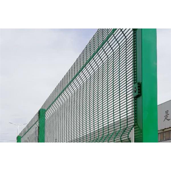 China Green 358 Security Mesh , Prison Weld Mesh Security Fencing 1.8m-3.0m Height factory