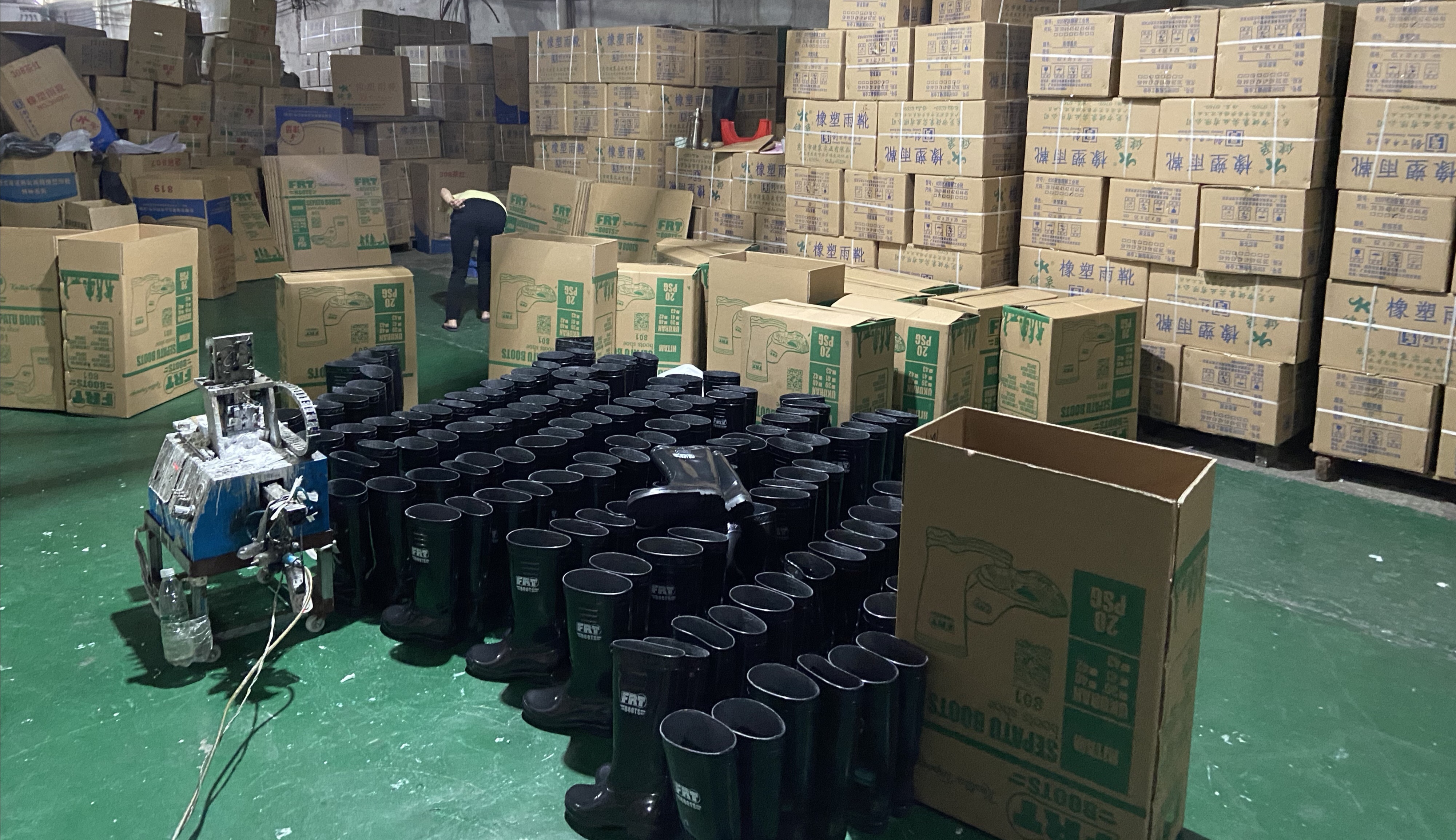 OEM Dark Green Safety Rain Boots PVC Insulated Steel Toe Rubber Boots
