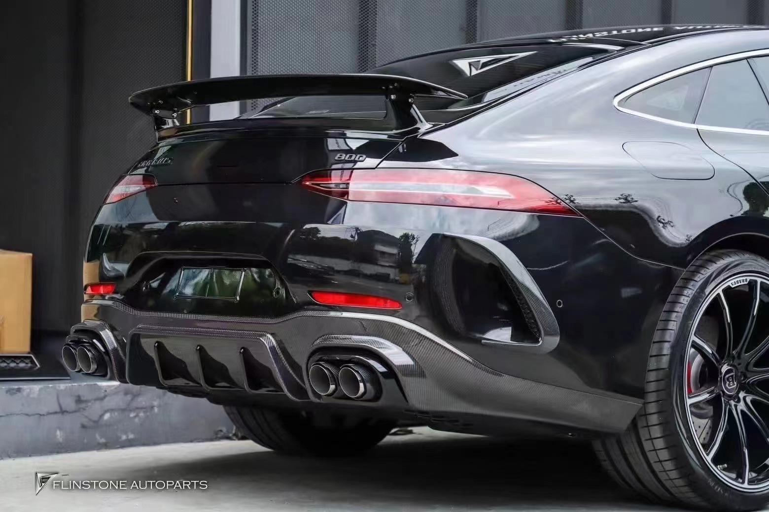 Auto Parts Carbon Fiber Body Kit for Mercedes AMG GT63S GT63S Upgraded Bras-style Front Scoop Diffuser Spoiler Body Kit
