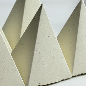 China Custom Triangle Aromatherapy Box Recyclable Paper Packaging factory