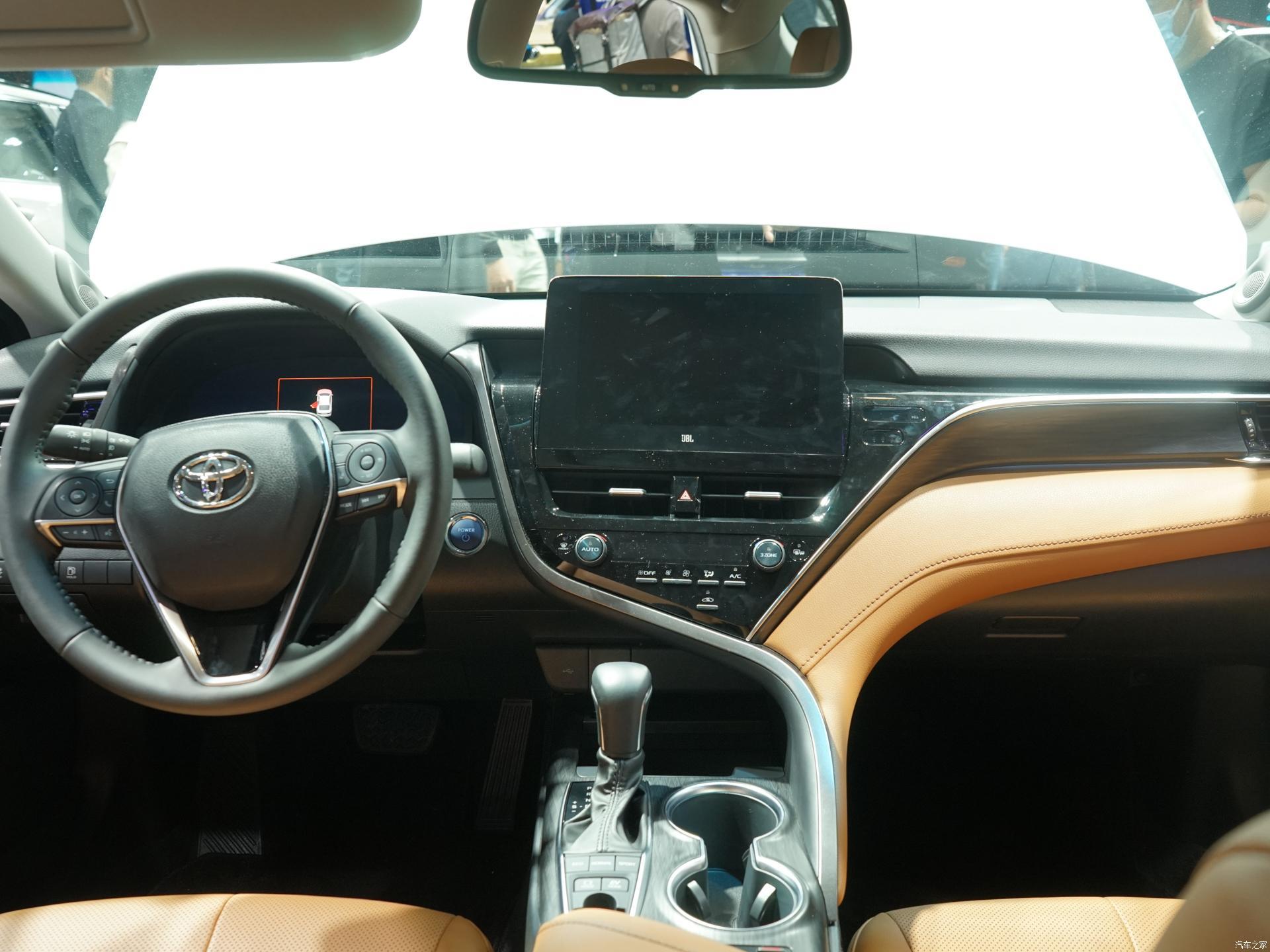 Hybrid Car To-yota C-amry 2023 2024 2.5l 0km Used Car In Cars Used To-yota Car Entertainment System Yes Tire Size R16