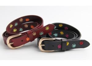 China Womens Fashional Ladies Slim Leather Belts With Colorful Stitching factory