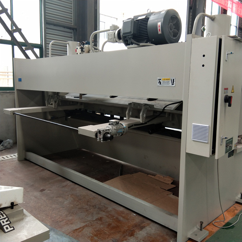 10*3200MM CNC Guillotine Shearing Machine