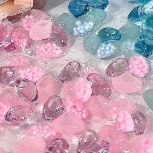 China Natural Scent Detergent Capsules Solid Laundry Beads Washing Pods Eco-Friendly Laundry Detergent Pods factory