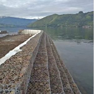 China Astm A975 Standard Custom Gabion Baskets Galvanized Iso Certification factory
