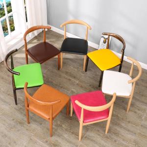 China Commerical Restaurant Solid Wood Chairs With Waterproof Leather Seats factory