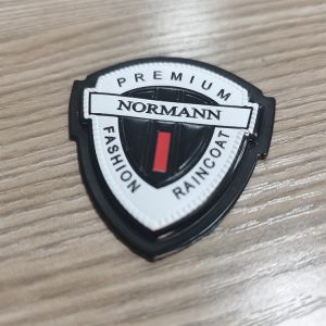 Custom Design Round Free Design Garment Labels and TPU Badges for Multi-Usage